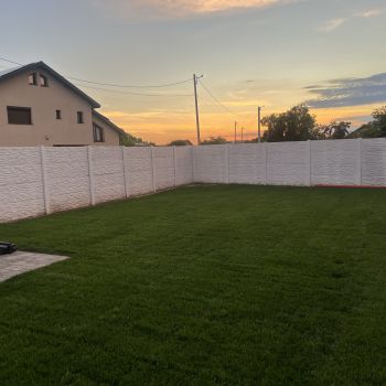 Distribuitor pe baterie, ALPHA LAWN, 4xAA, pentru seminte si ingrasaminte